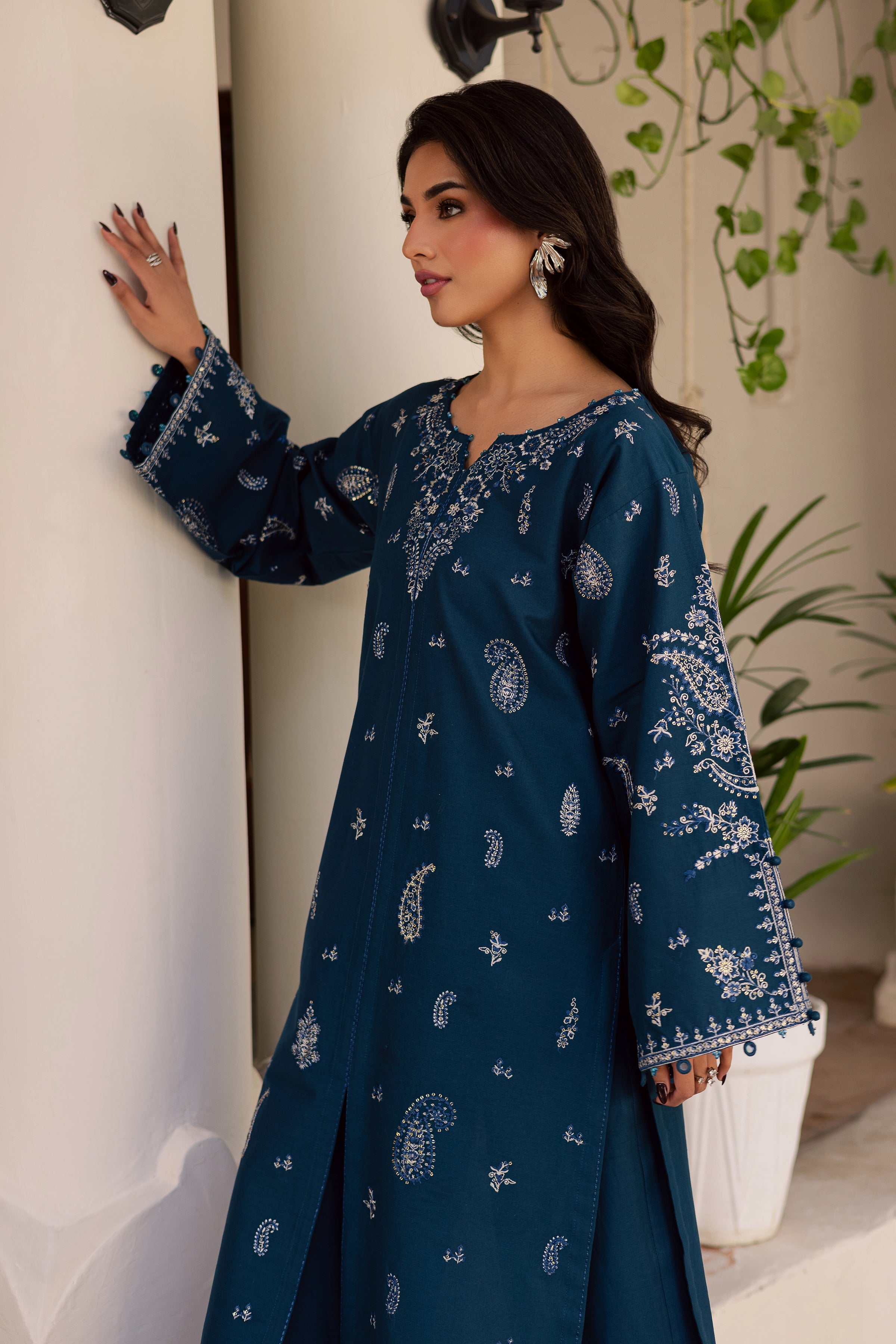 Gulzar- 2Pc Stitched Embroidered Lawn Dress