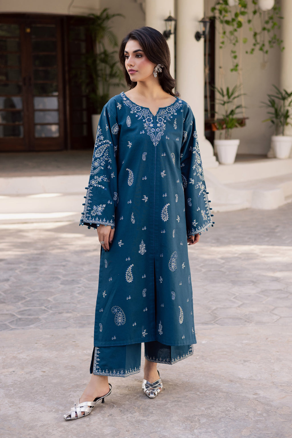 Gulzar- 2Pc Stitched Embroidered Lawn Dress